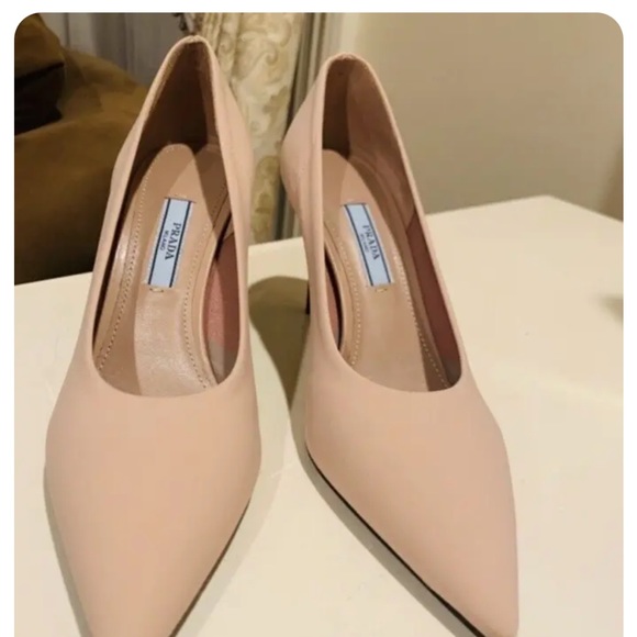 Prada Shoes Prada Fabric Pointy-Toe Pump size 36 1/2 IT - Picture 15 of 16